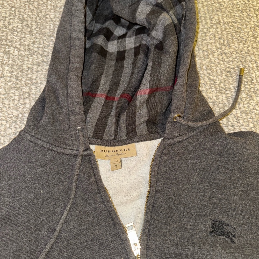 Burberry Grey Zip-Up Hoodie - Gem